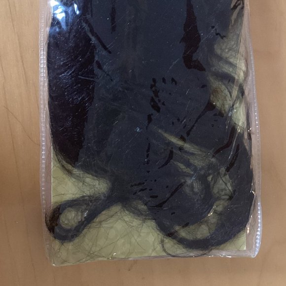 Unopened Jamaican Twist Brand Braiding Hair Color 2 - Picture 5 of 8